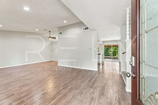 Photo - 2404 Gabriel View Dr
