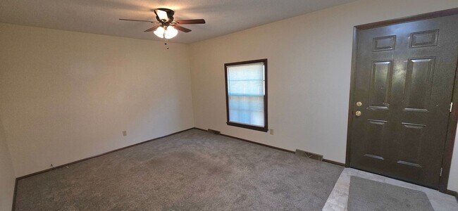 Photo - 2 Bedroom House! Yard Care Included!  $895!