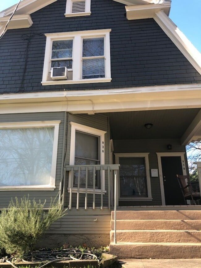 Photo - 930-936 Chestnut St Unidad 936 Chestnut Street