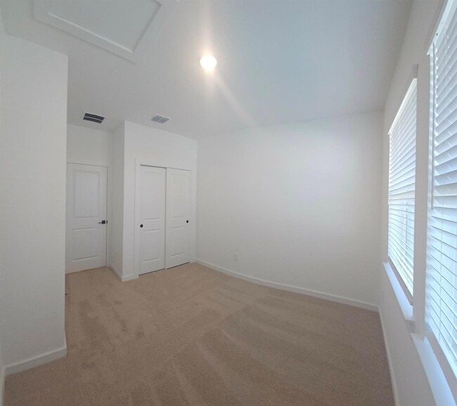Photo - 8423 Bay Rdg Cir