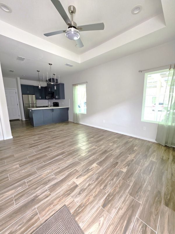 Photo - 913 N Clarence Ave Unidad 2