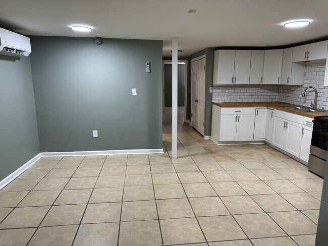 Photo - Thomas R James Apartments Unidad 1723 Thomas R James Dr