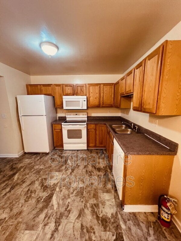 Photo - 555 Fairfax Ave Unit Apt C