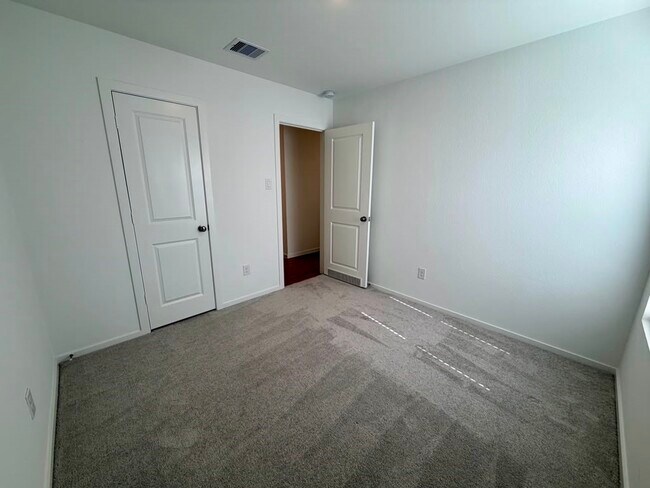 Photo - 3056 Ash Ray Dr