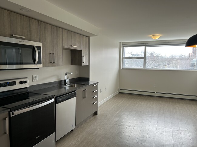 Photo - 5633-5633 Fenwick St Unit 307