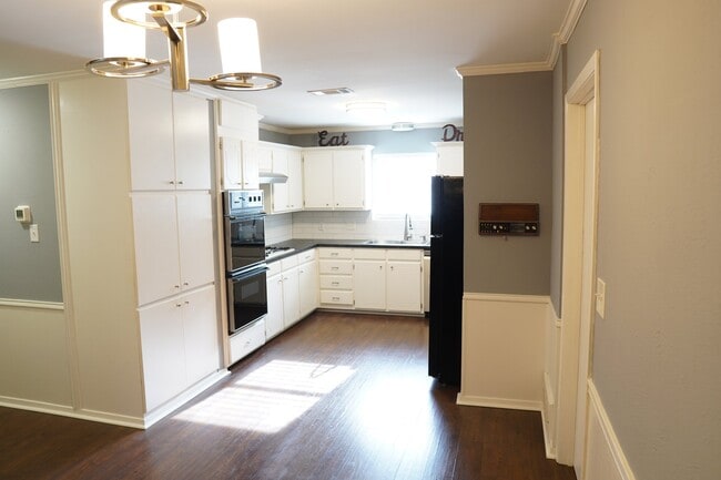 Photo - 2205 Vail Ct