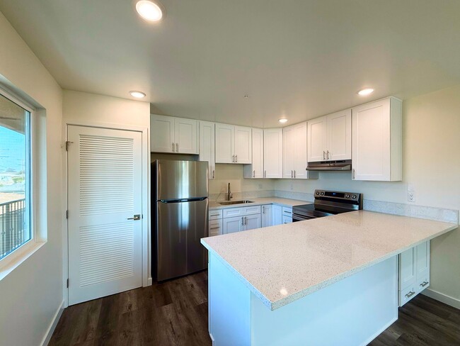 Photo - Welcome to Your Bright and Spacious Upstai... Unit 3