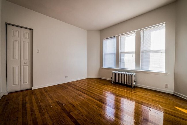 Photo - 8141 S Kingston Ave