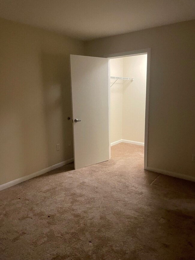 Photo - 525 Crown St