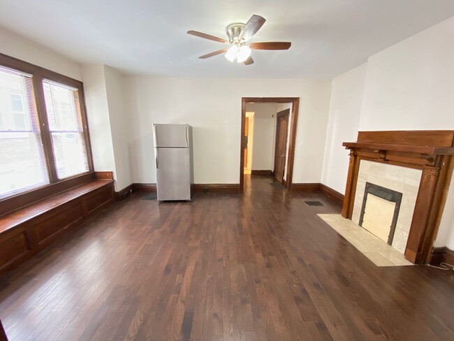 Photo - Summit St 1932-1934 WPR Apartment Unit 1934