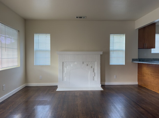 Photo - 22766 4th St