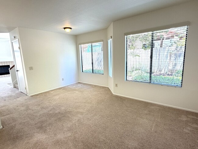 Photo - 2060 Coolngreen Ln