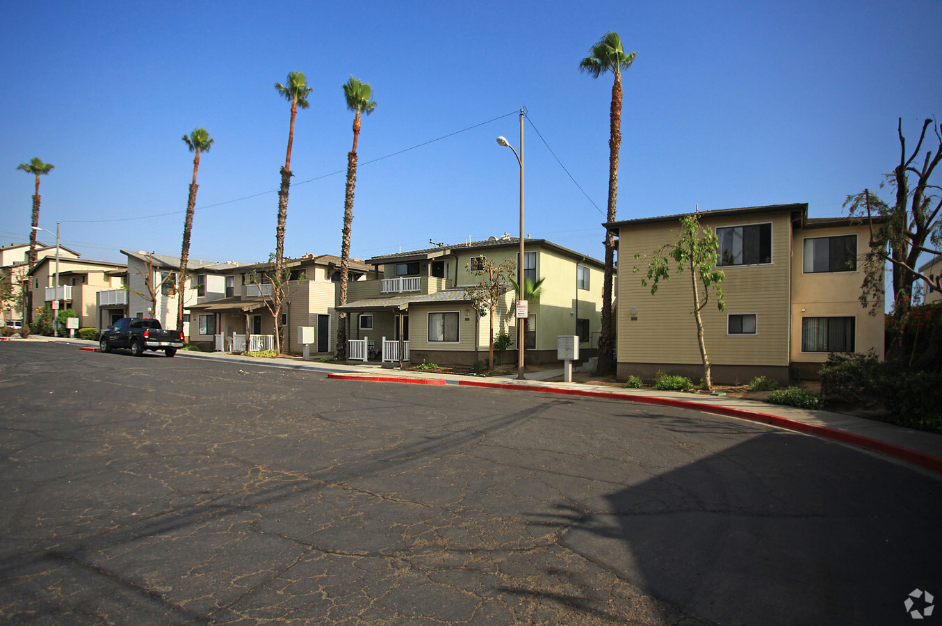 Photo - Las Brisas I Apartments