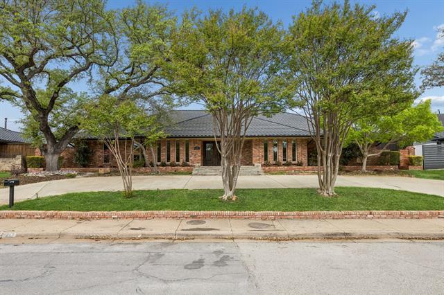 Building Photo - 7023 Brookshire Dr