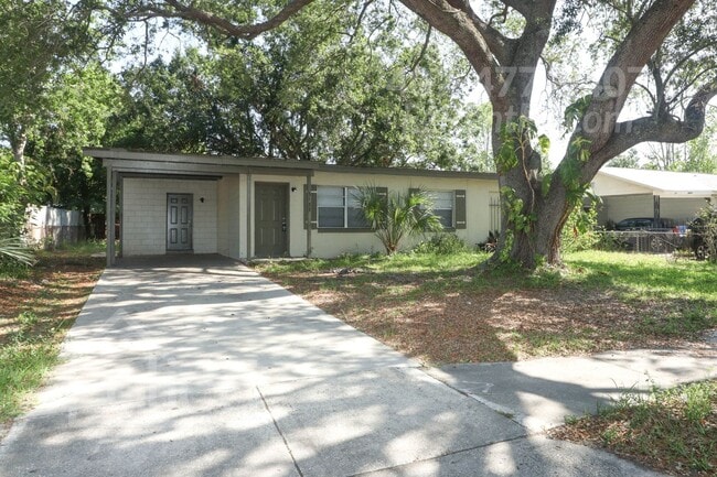 Completely Remodeled 3/1 in Orlando with C... - Completely Remodeled 3/1 in Orlando with C... House