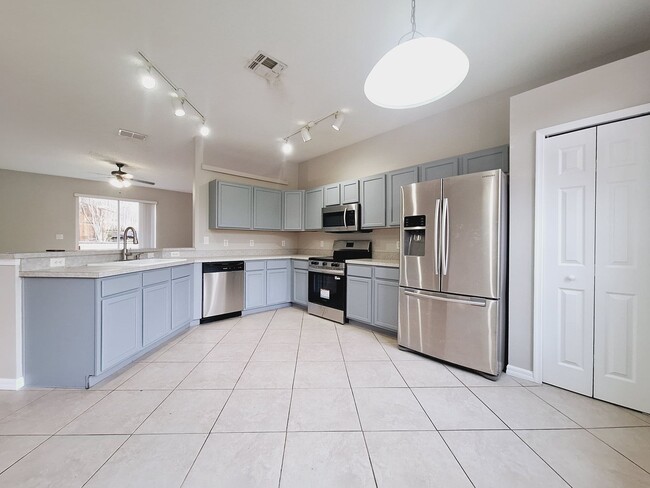 Photo - 1181 Dekleva Dr