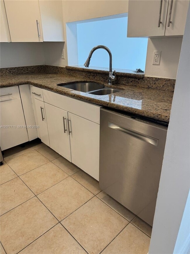 Photo - 488 NW 165th St Unit B-412