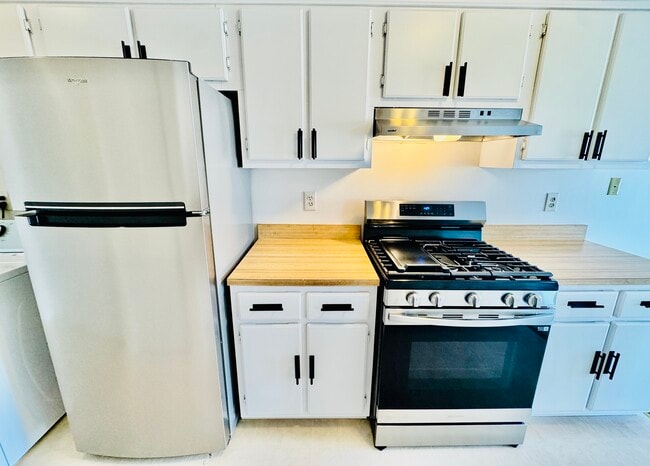 Photo - 23519 N Rockledge Unit 23519 Rockledge