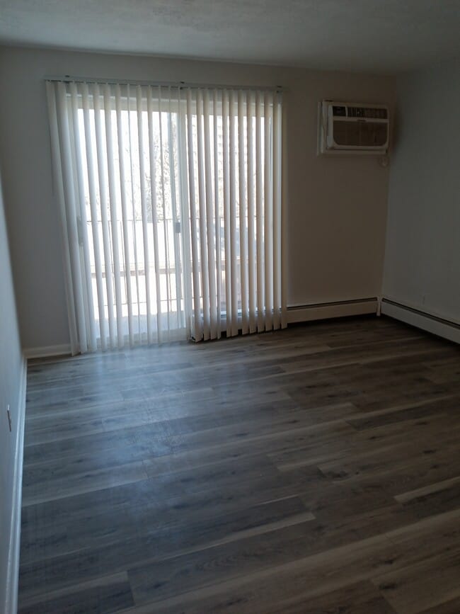 96th Street Apartments