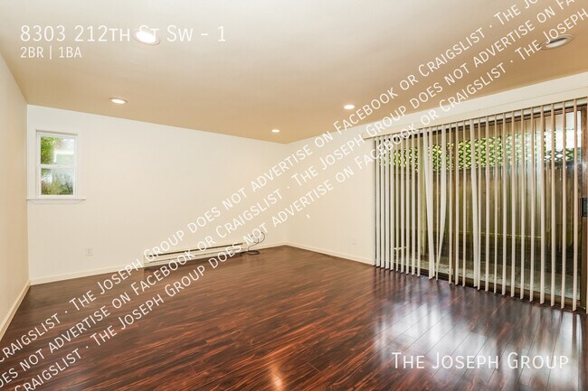 Photo - 8303 212th St SW Unit 1