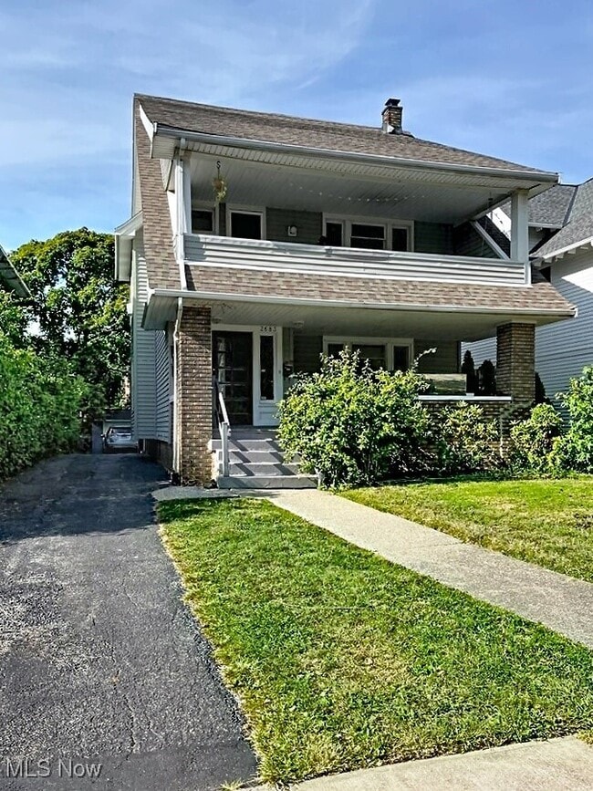 Building Photo - 2683 Hampshire Rd Unit 2