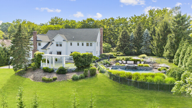 Photo - 91 Turkey Hill Rd S