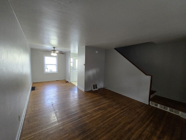 Photo - 247 Madison St