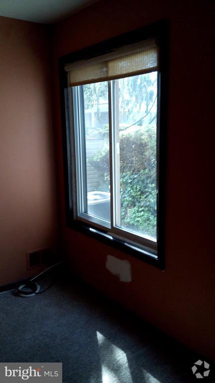 Building Photo - 9 Avon Dr Rental