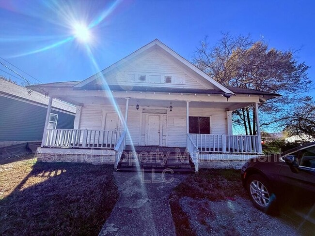 Building Photo - 2810 E 46th St