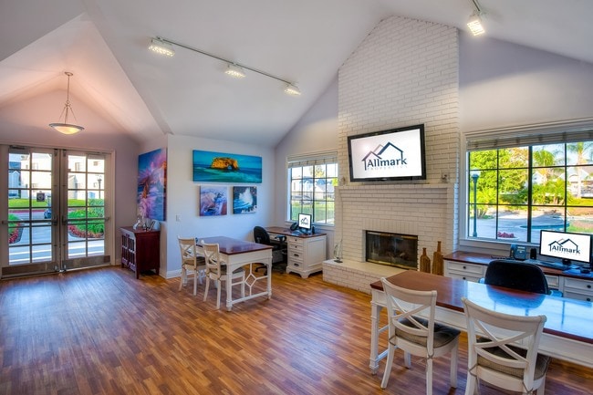 Leasing Office