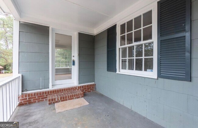 Photo - 1755 Foster Pl