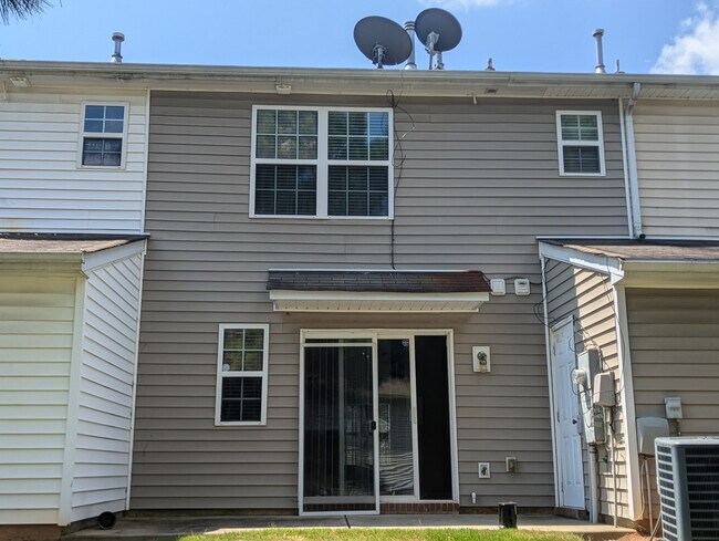 Room in Townhome on Derryrush Ave