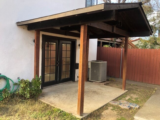 Building Photo - 620 Suisun St