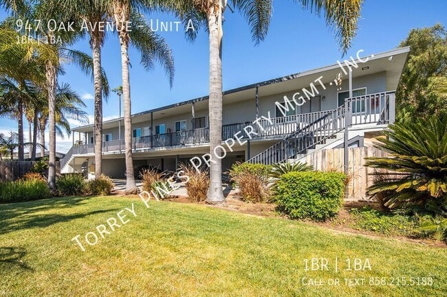 Building Photo - 947 Oak Ave Unit A