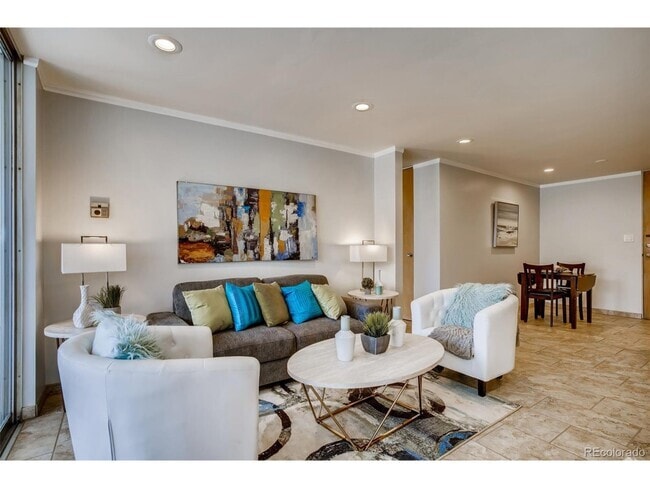 Building Photo - 1050 N Corona St Unit 115 Rental