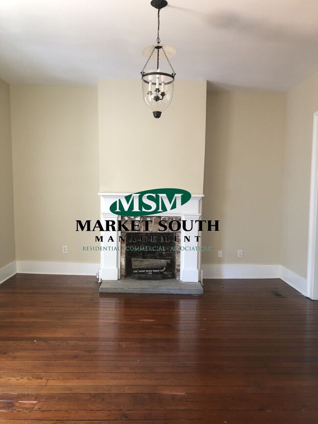 Photo - *REDUCED!!* Beautifully Renovated Victorian Home