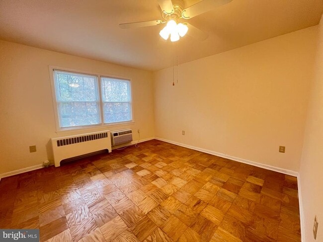 Photo - 125 Talbott St Unit 125