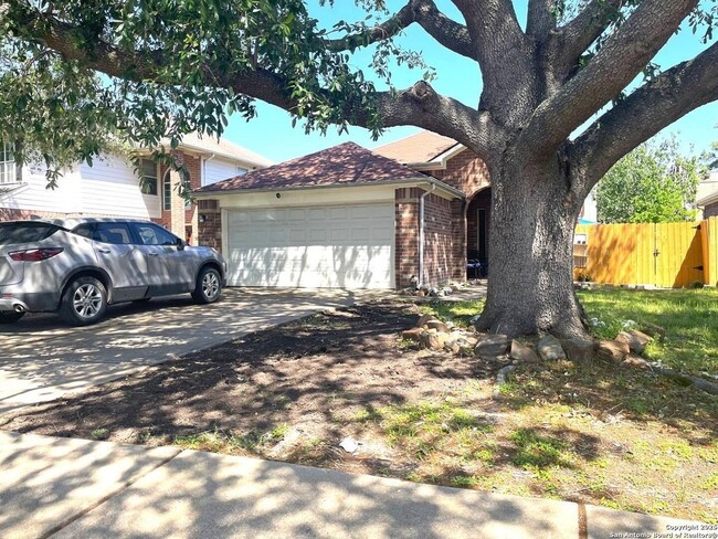 Building Photo - 4210 Field Meadow Dr