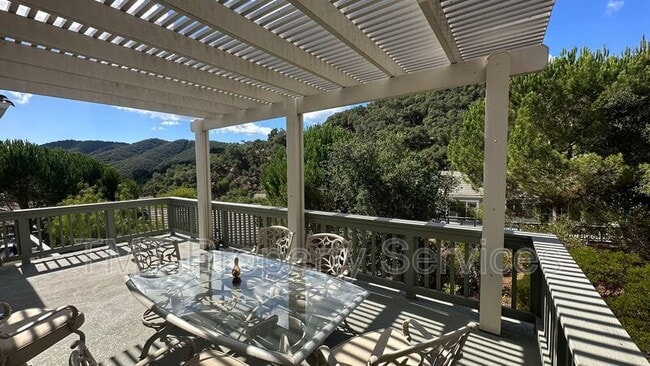 Photo - 6213 Kestrel Ln