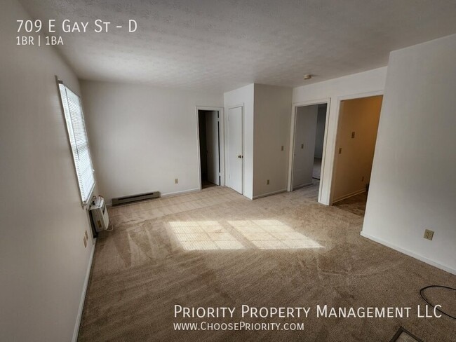 Photo - 709 E Gay St Unidad D