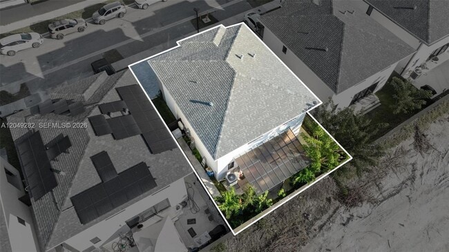 Photo - 275 NW 13th Pl