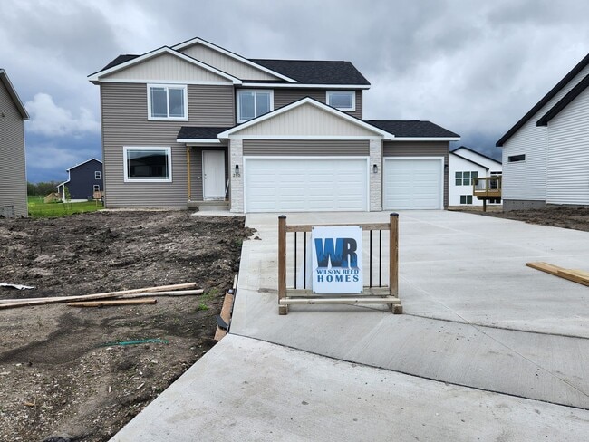 Building Photo - 6 Bedroom 4 bathroom two story home in Waukee