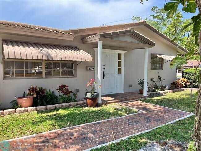 Building Photo - 2167 NE 56th Ct Unit A Rental