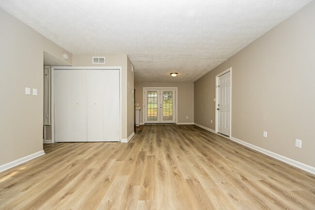 119 Adrian Dr