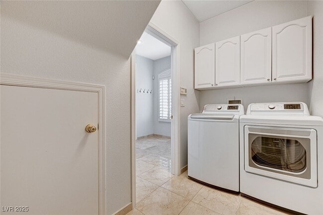 Building Photo - 1450 San Juan Hills Dr Unit 105 Rental