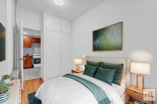 Photo - EAST 105 STREET Apartamento Unidad 4A