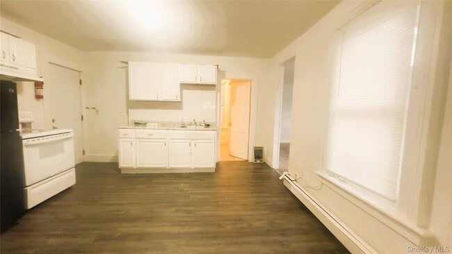 Photo - 26 Du Bois Ave Unit 2