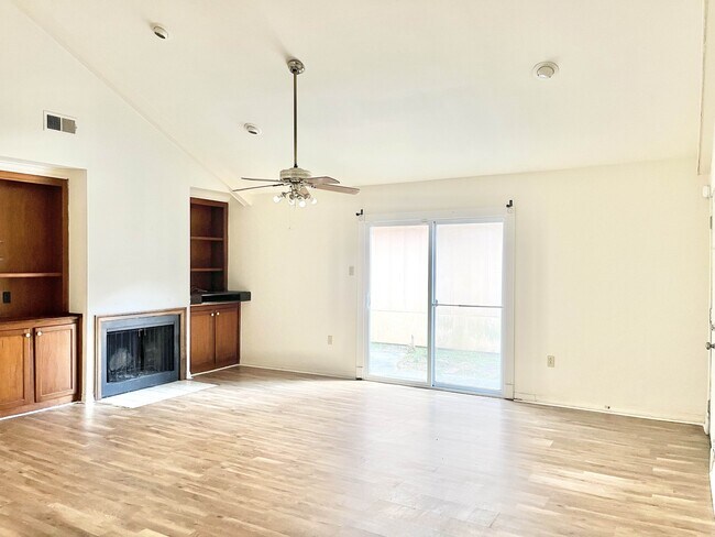 Photo - 145 Croydon Ave