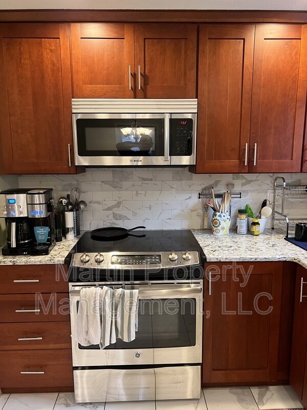 Photo - 27 Burlington Rd