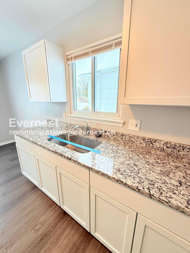 Photo - 19918 Rensellor St